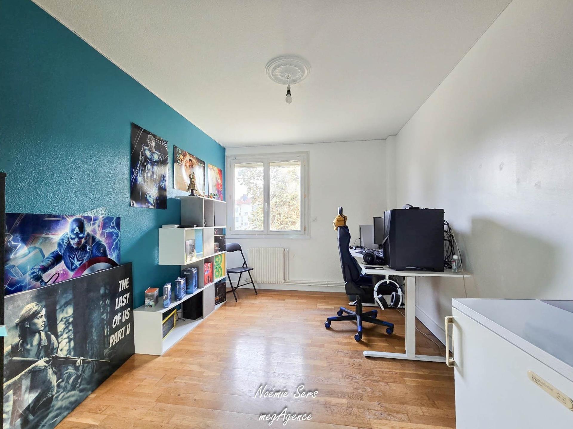 Miniature photo - 8 / 10