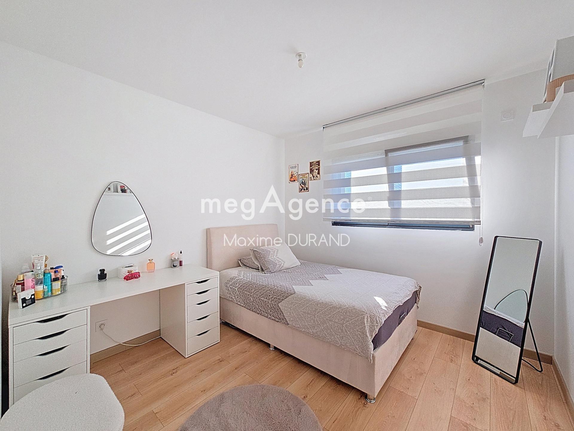 Miniature photo - 10 / 16