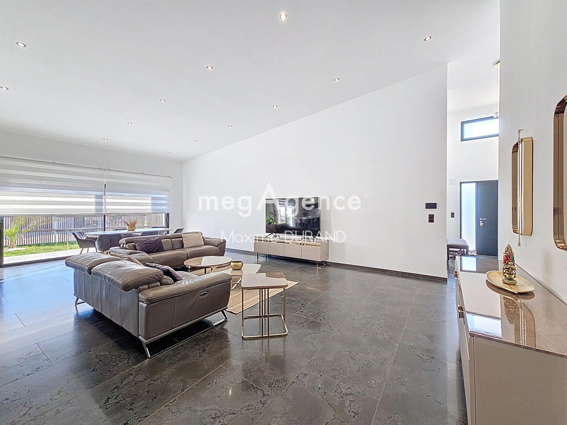 Miniature photo - 6 / 16