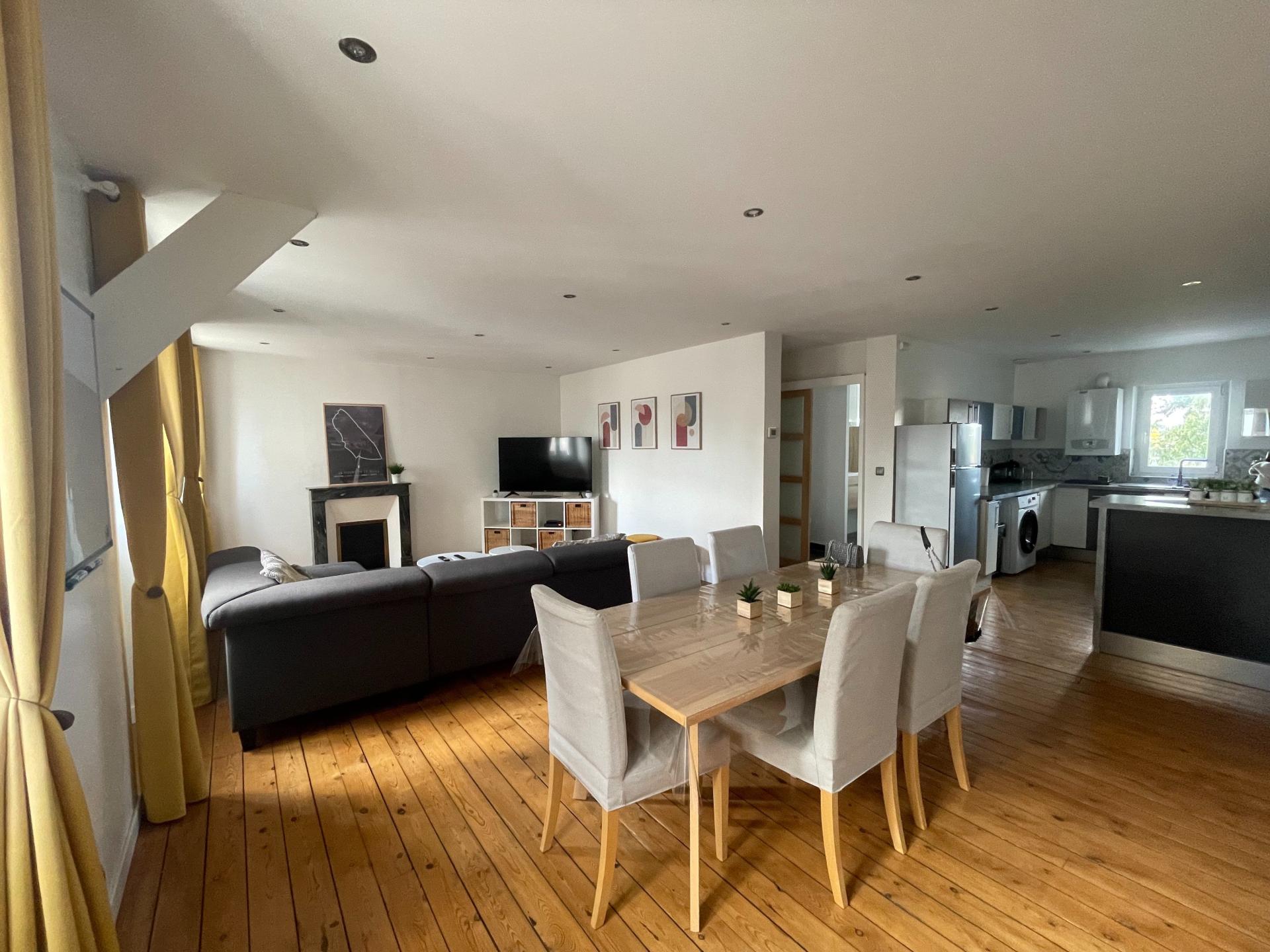 Miniature photo - 2 / 10