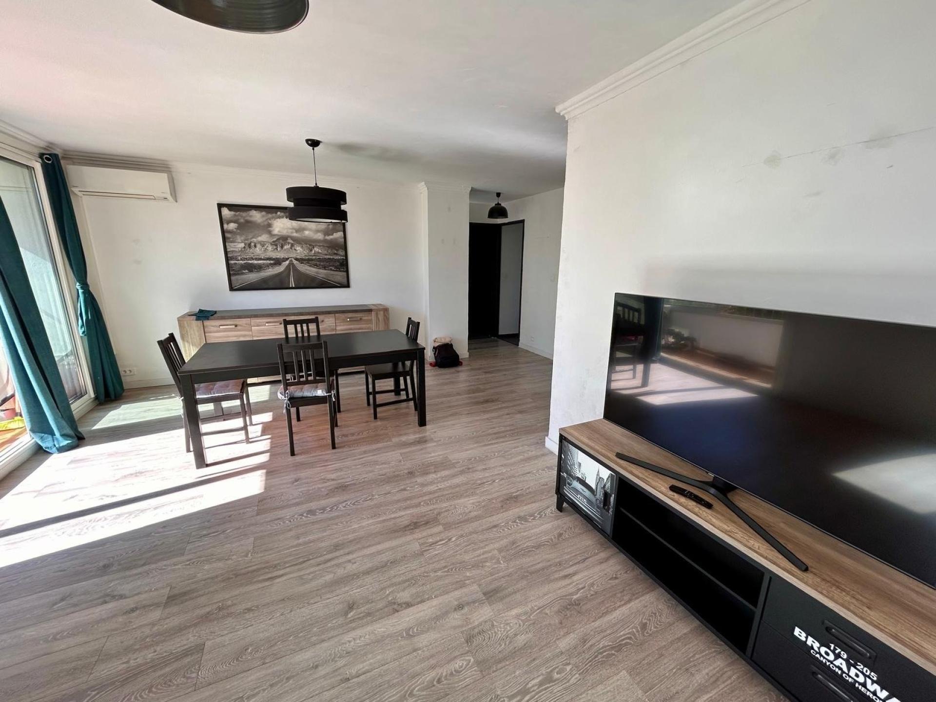 Miniature photo - 2 / 7