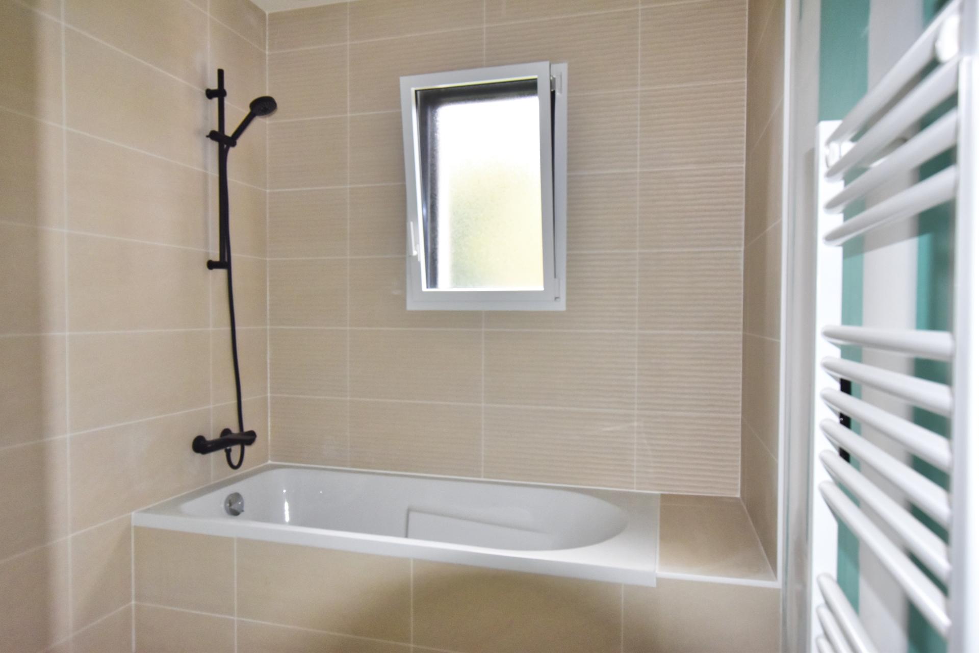 Miniature photo - 9 / 12