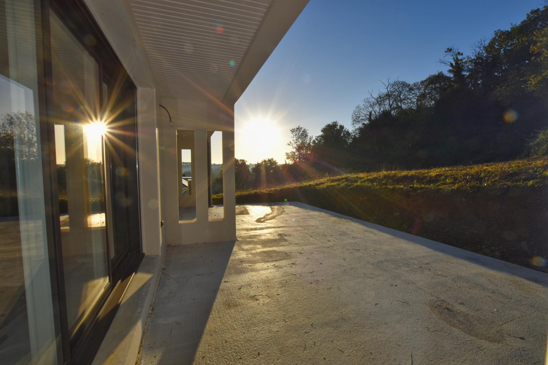 Miniature photo - 2 / 12