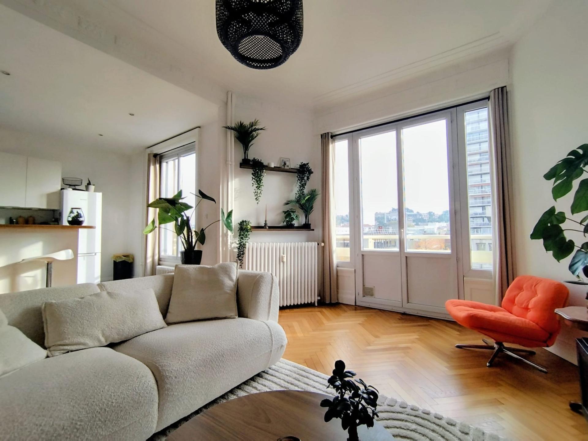 Miniature photo - 10 / 12