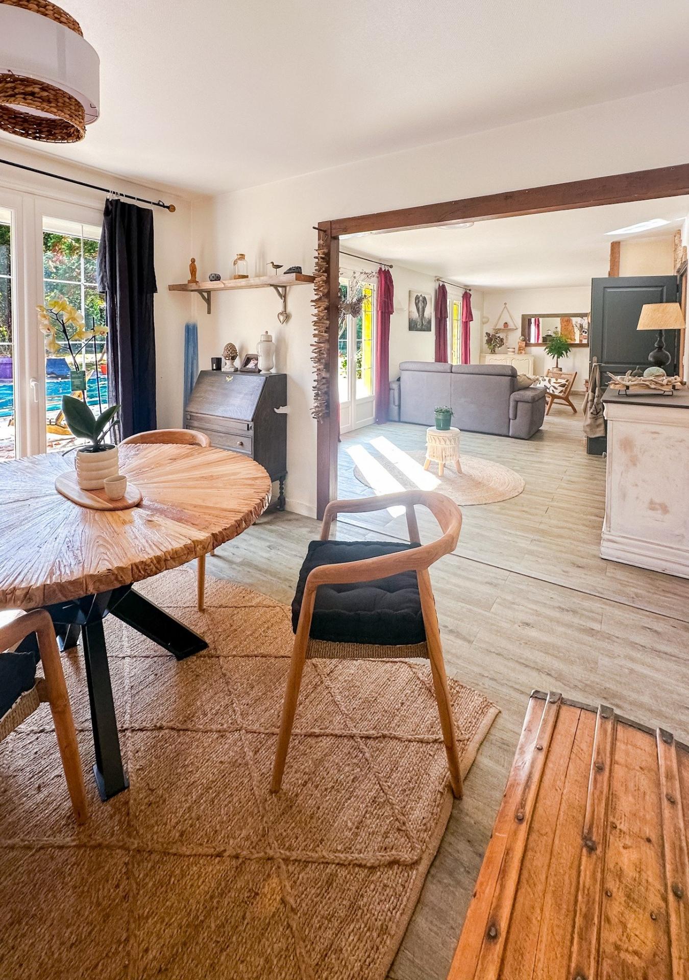 Miniature photo - 2 / 13