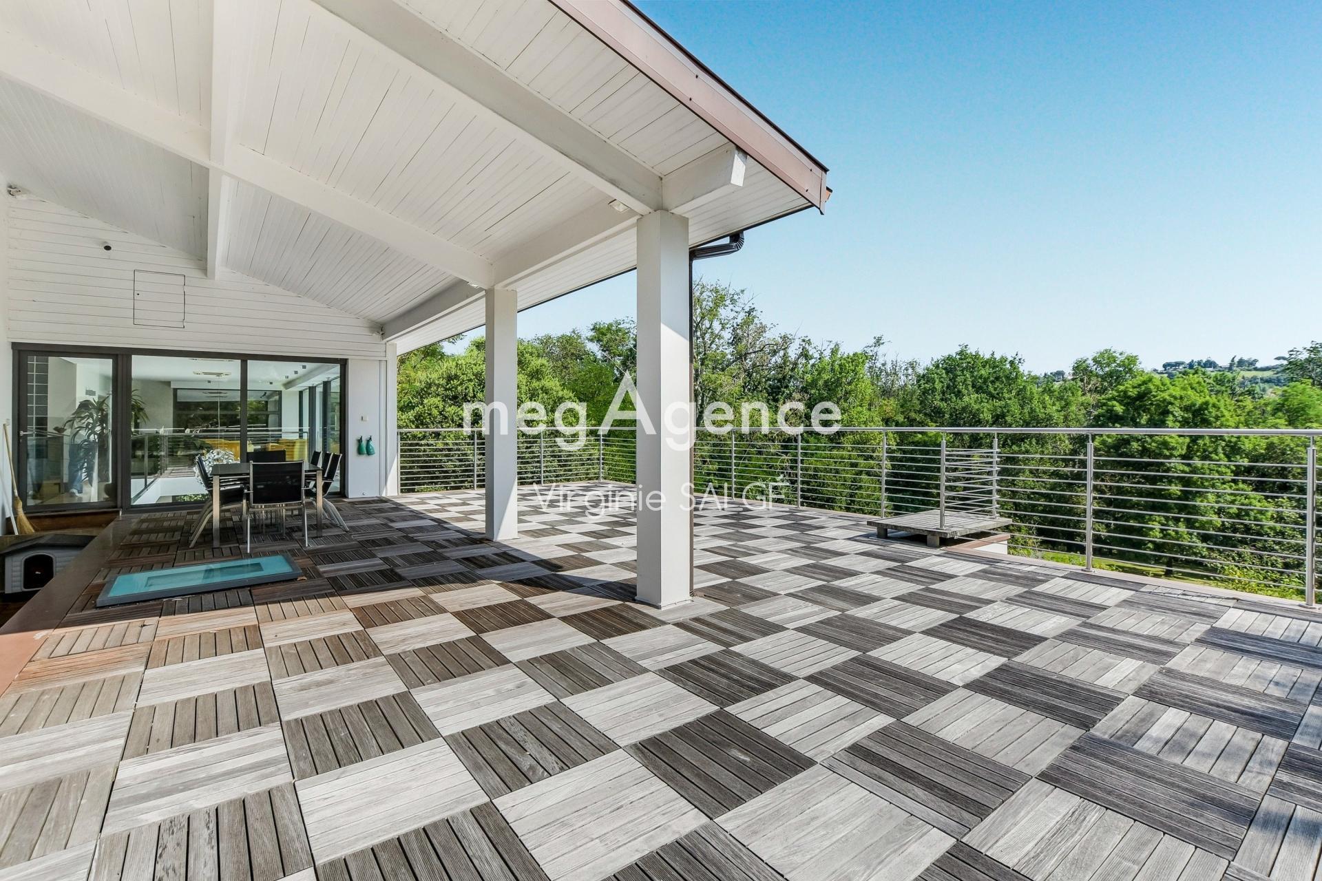 Miniature photo - 9 / 12