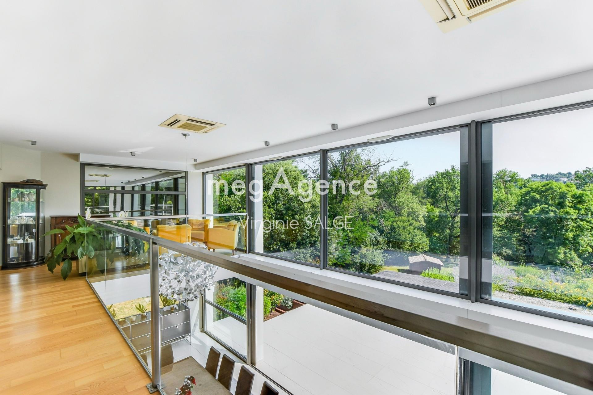 Miniature photo - 5 / 12