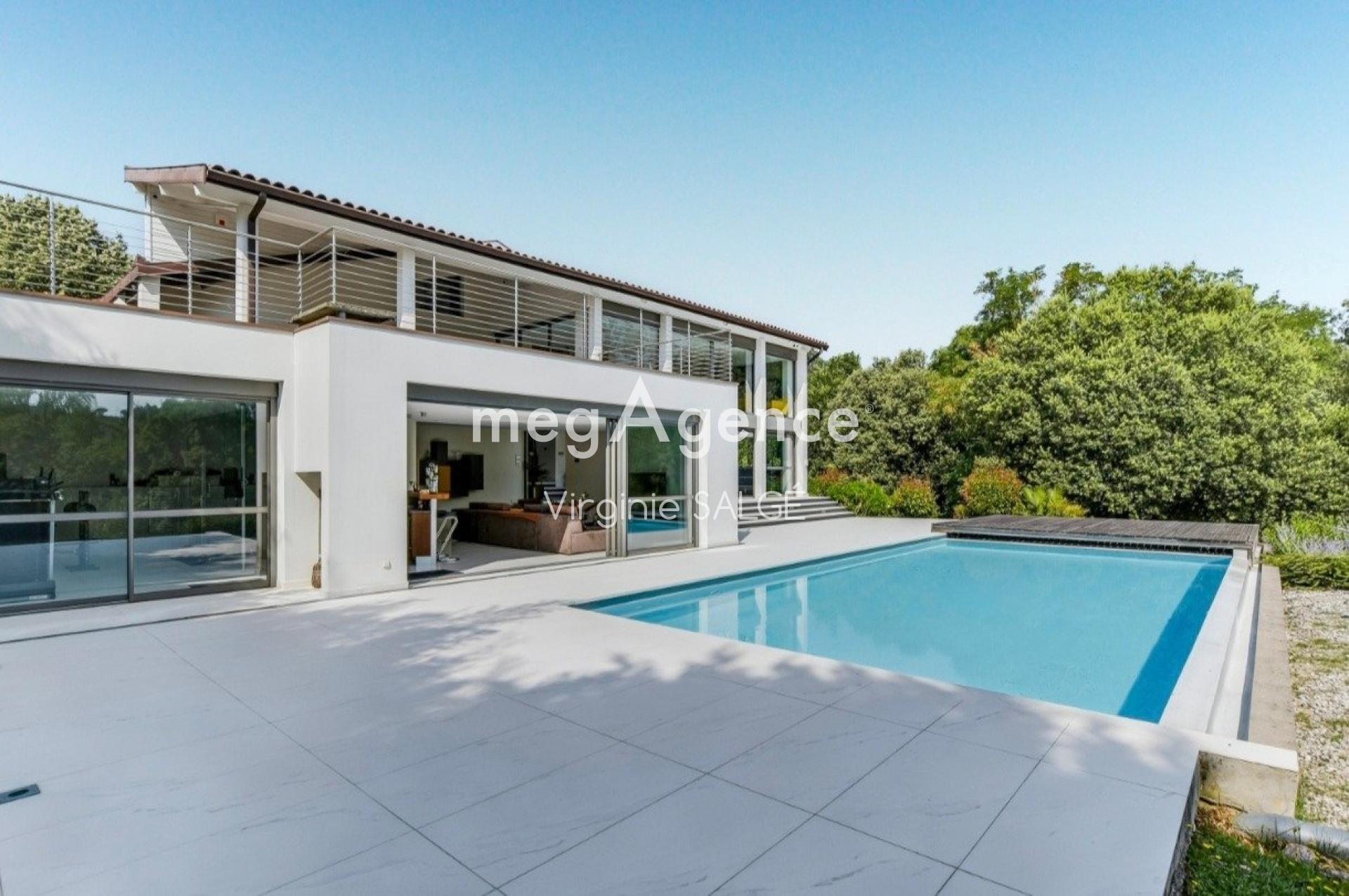 Miniature photo - 12 / 12