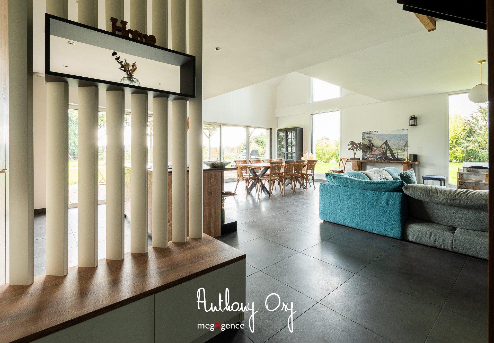 Miniature photo - 8 / 20