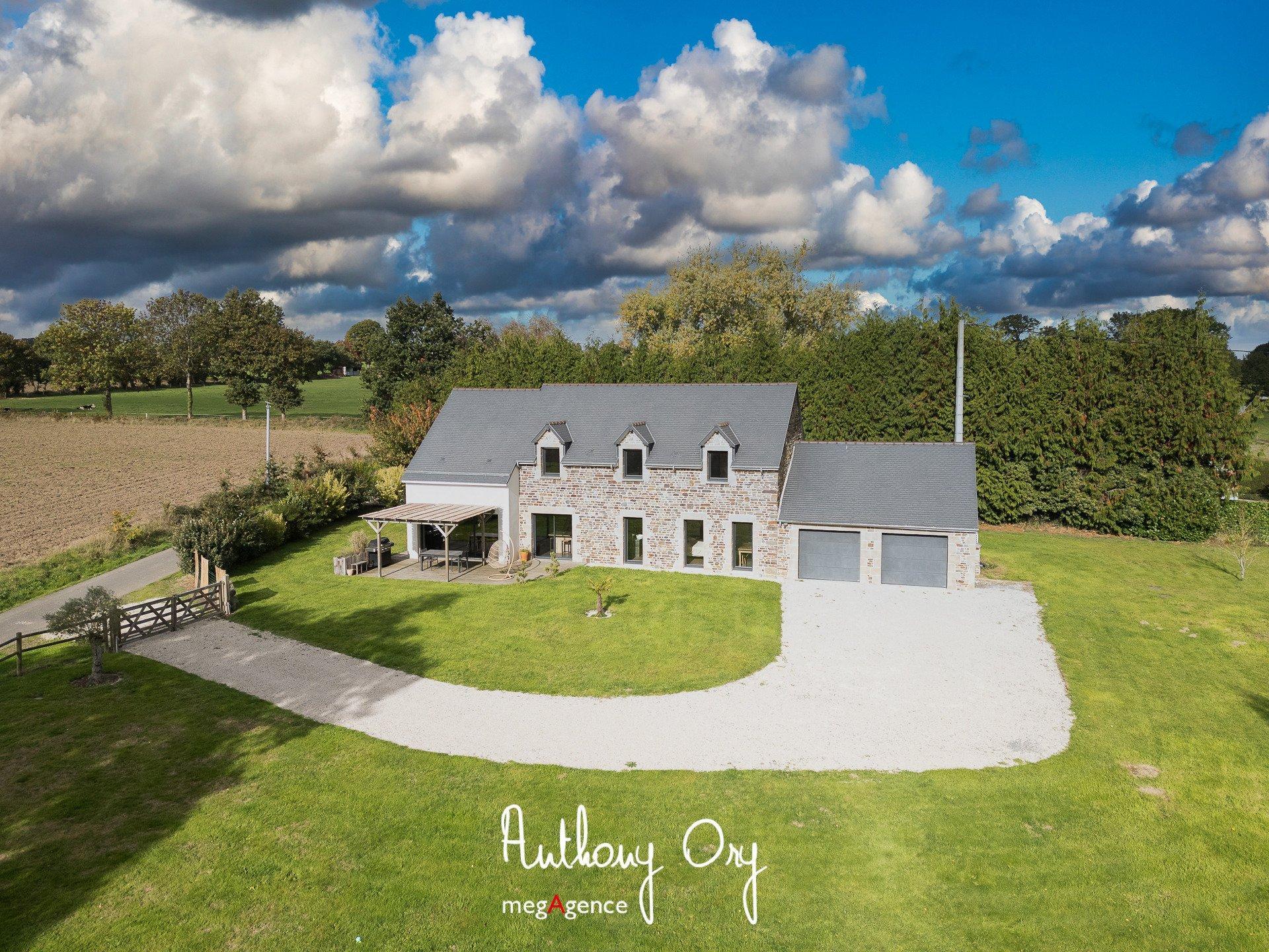 Miniature photo - 2 / 20