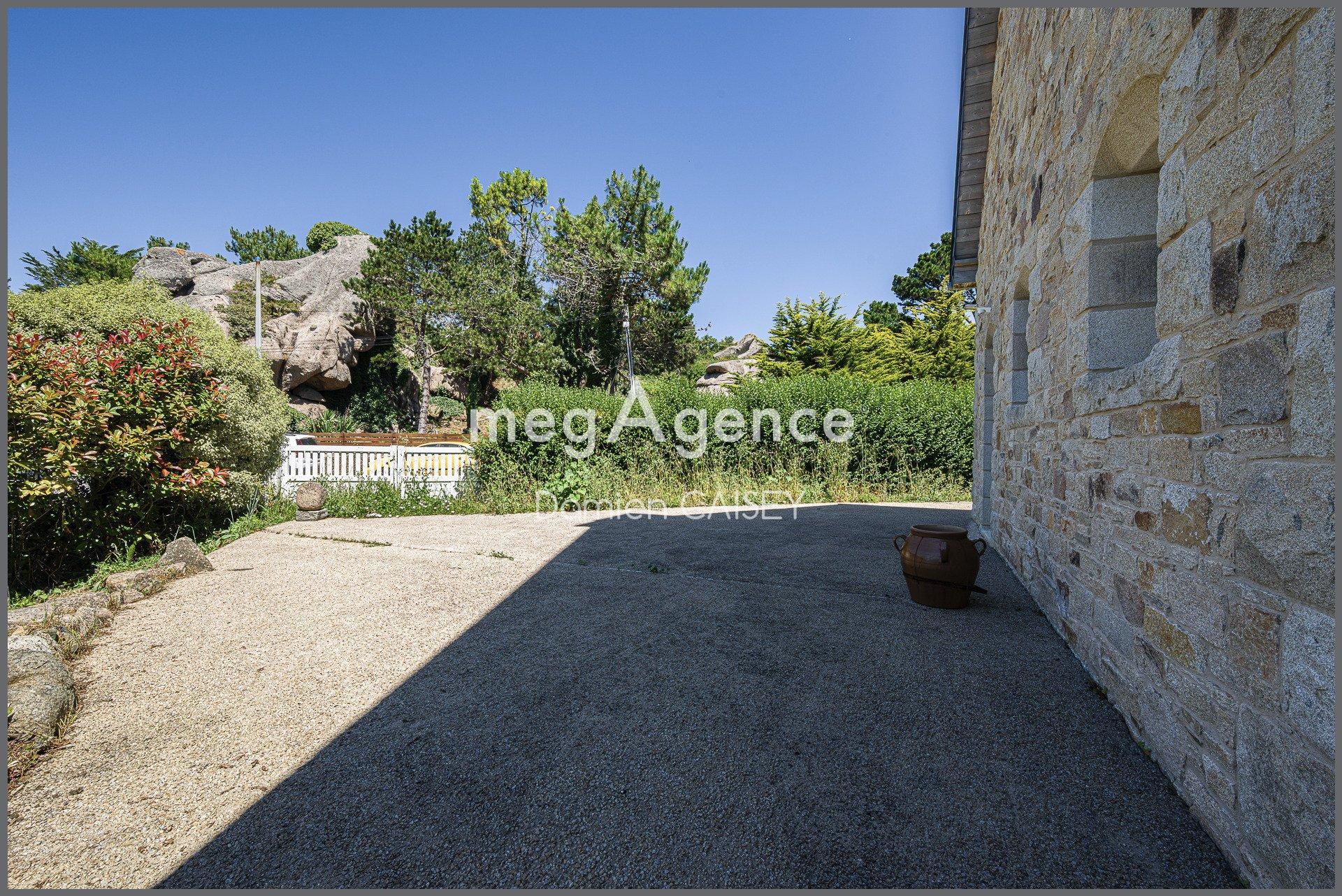 Miniature photo - 12 / 16