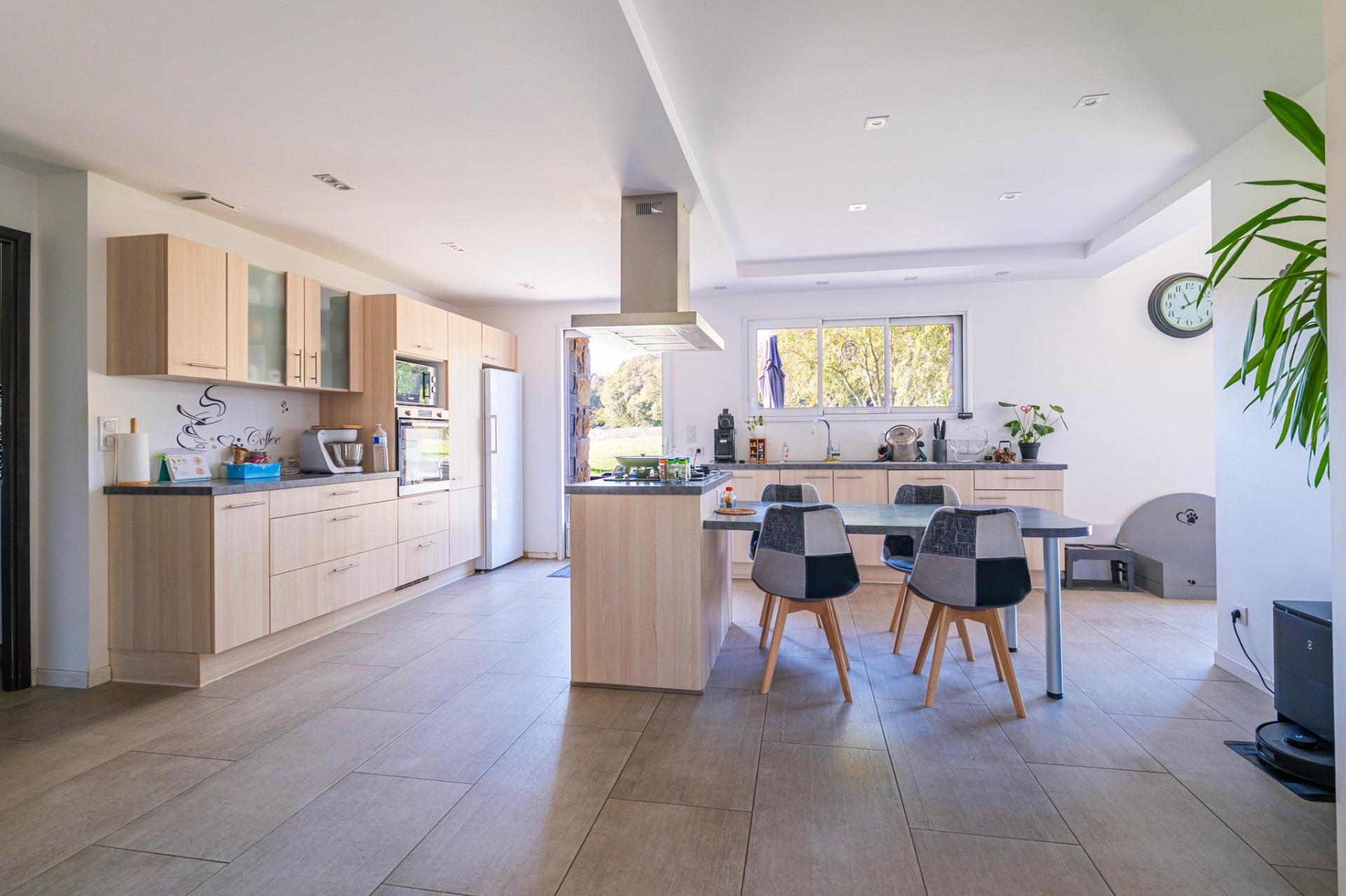 Miniature photo - 4 / 19