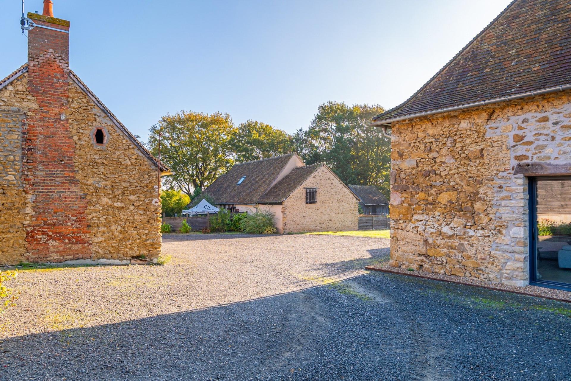 Miniature photo - 18 / 19