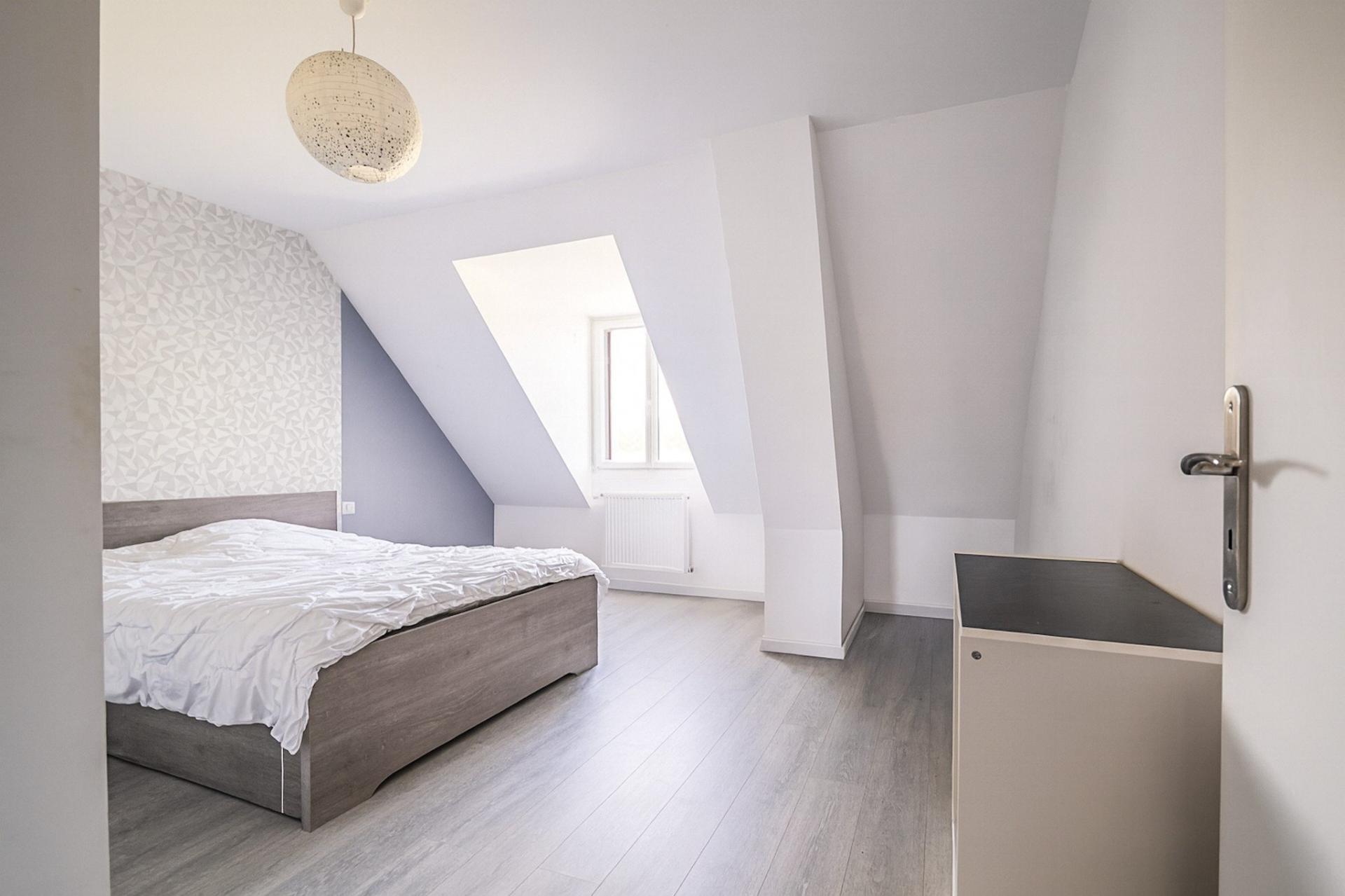 Miniature photo - 10 / 19