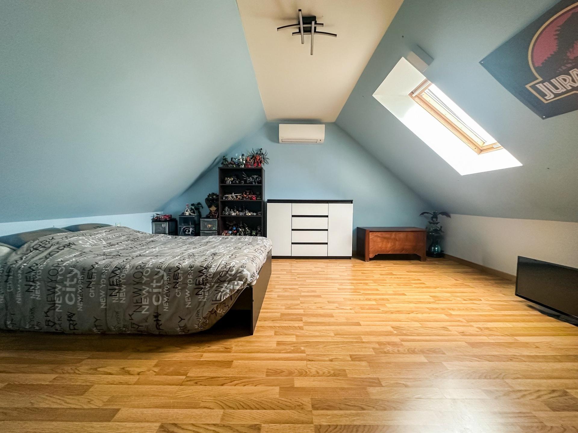 Miniature photo - 8 / 11