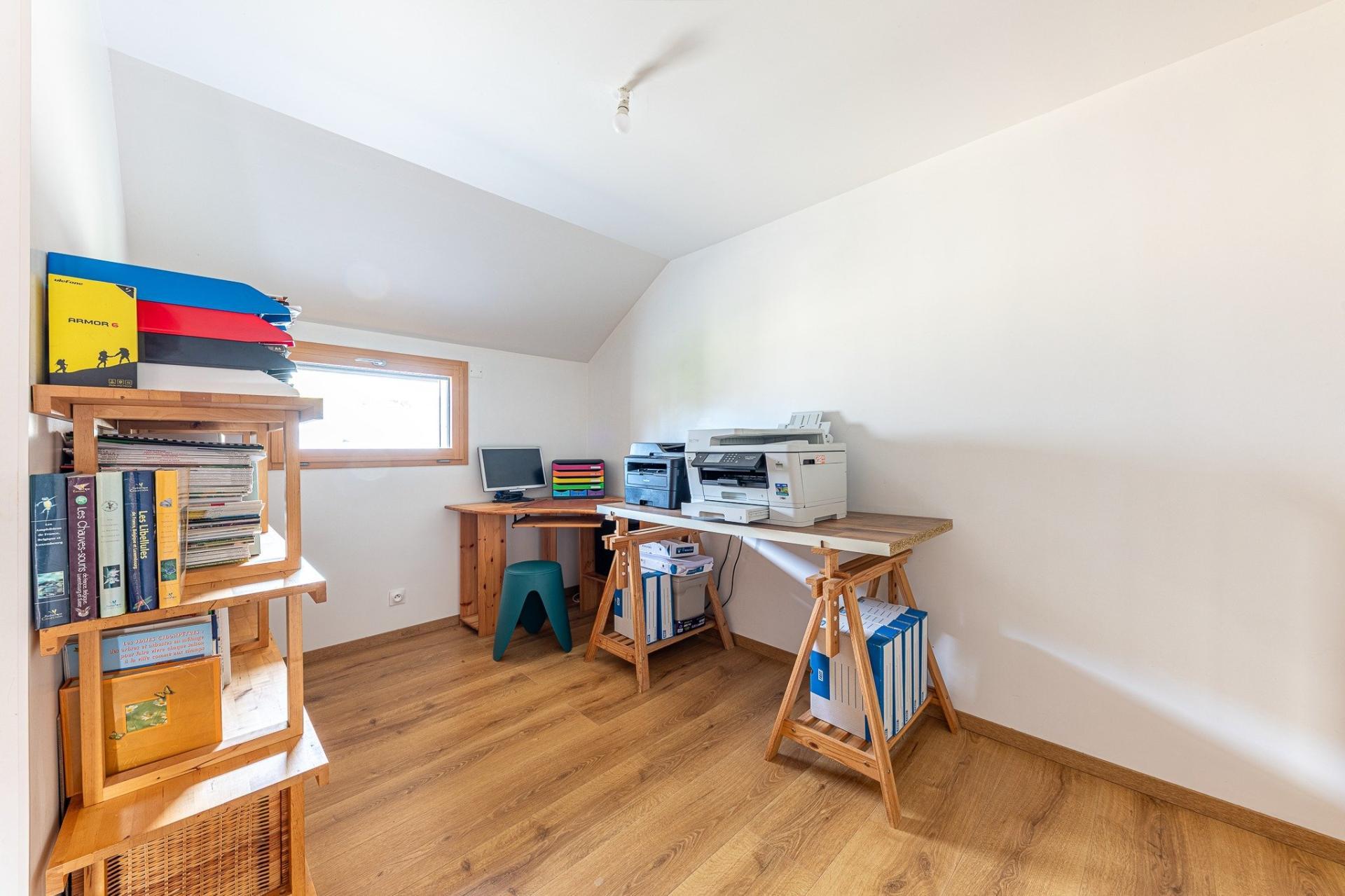 Miniature photo - 7 / 12