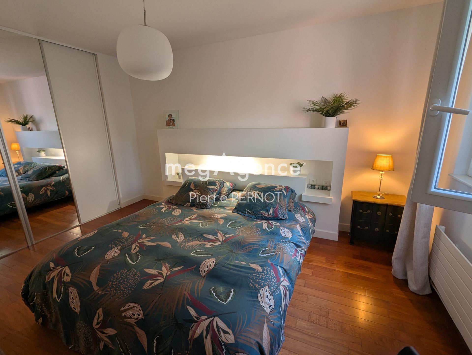 Miniature photo - 10 / 19