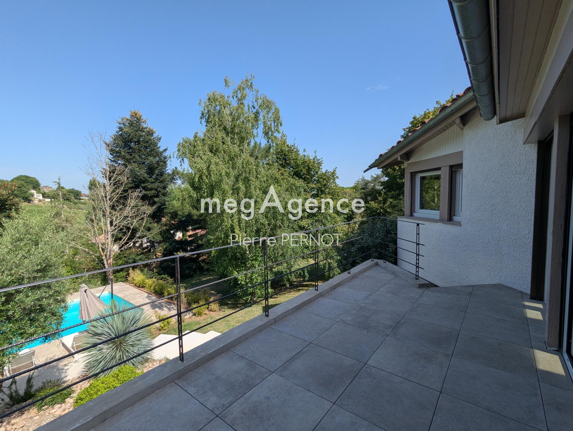 Miniature photo - 12 / 18