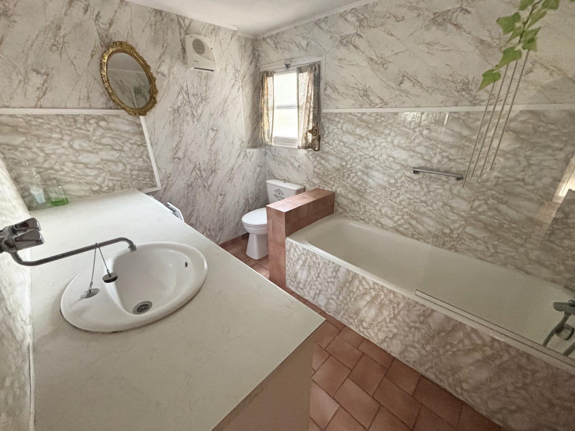 Miniature photo - 9 / 18