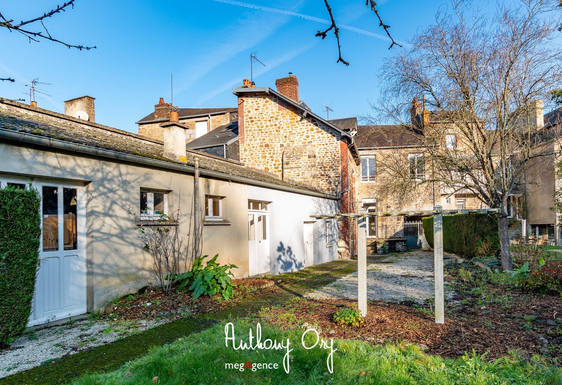 Miniature photo - 15 / 16