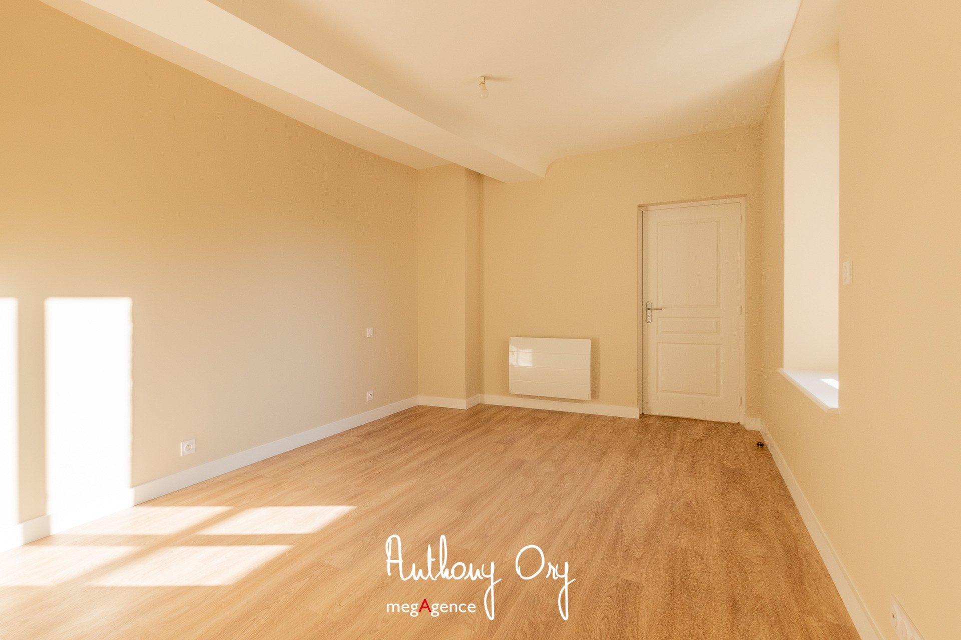 Miniature photo - 10 / 16