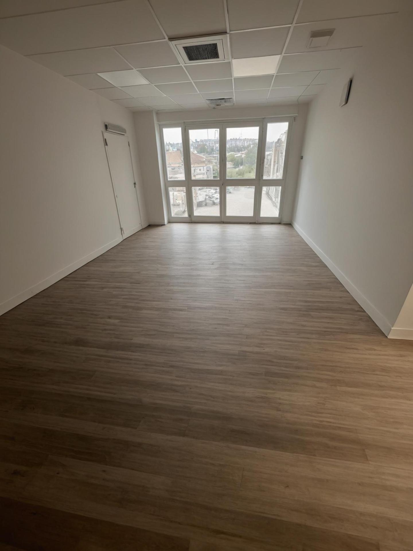 Miniature photo - 4 / 6