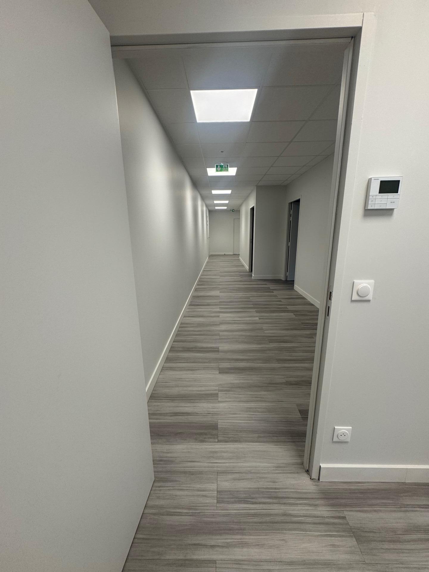 Miniature photo - 4 / 4