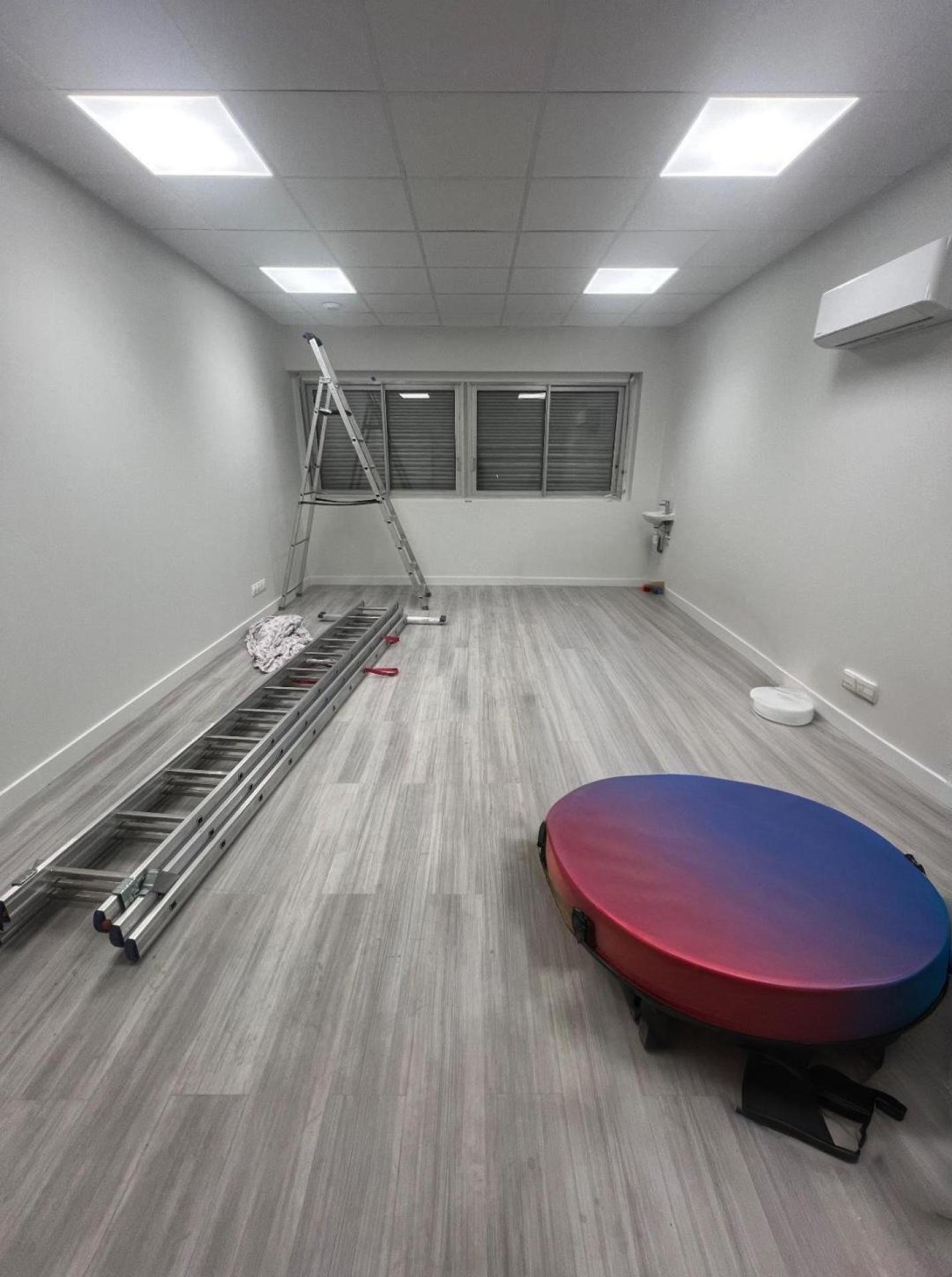 Miniature photo - 2 / 6