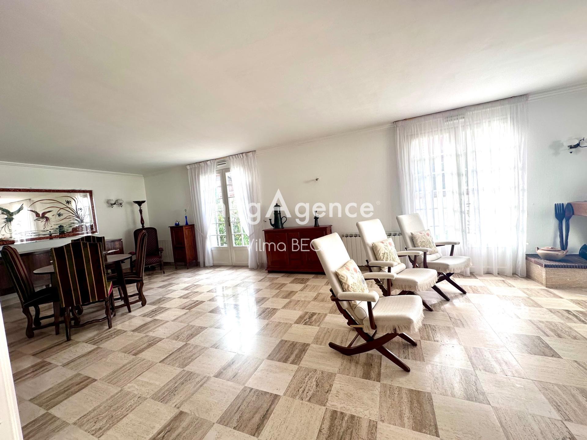 Miniature photo - 9 / 20