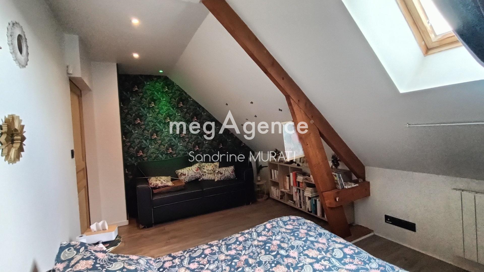 Miniature photo - 12 / 16