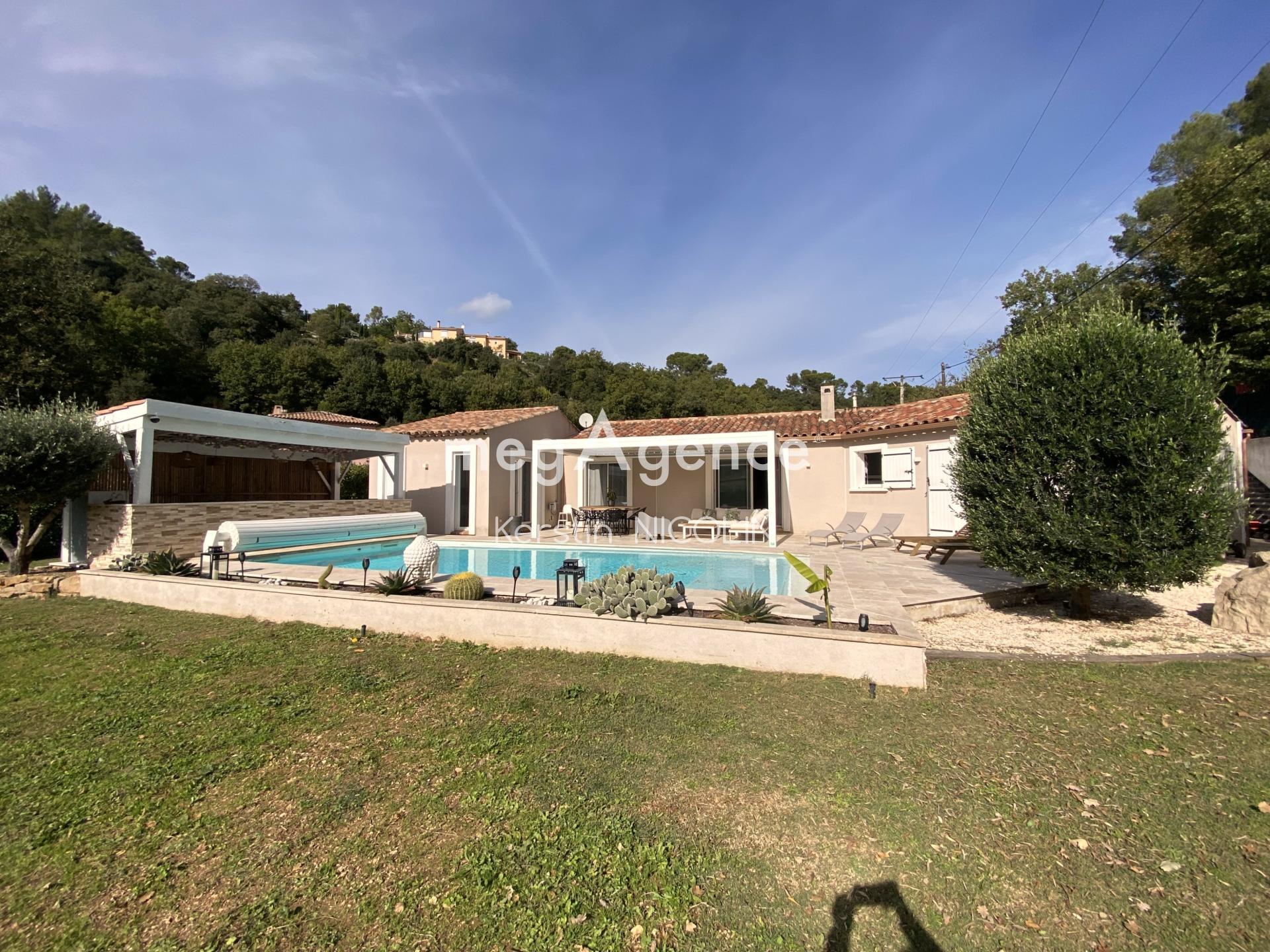 Miniature photo - 2 / 19