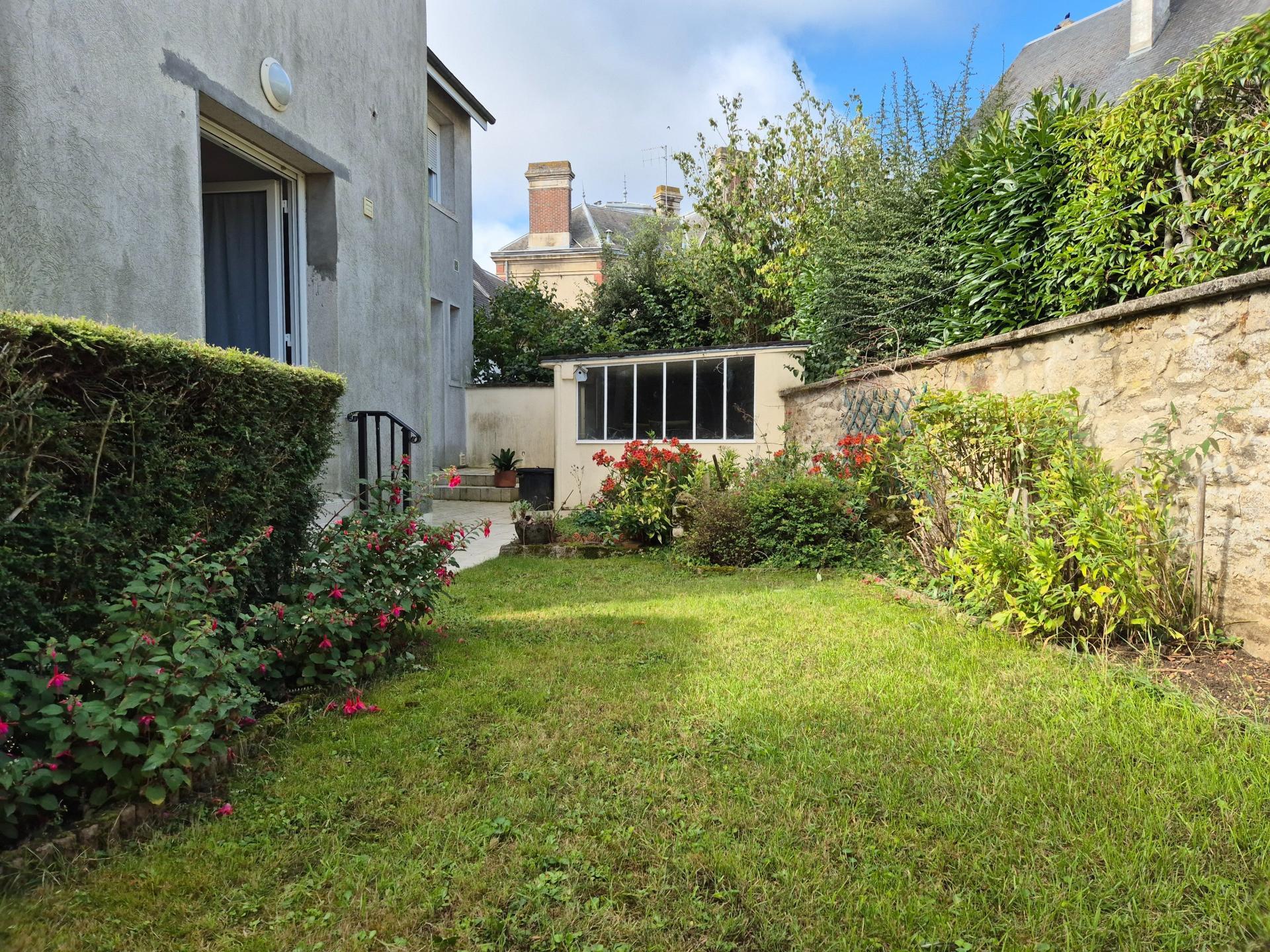 Miniature photo - 2 / 9