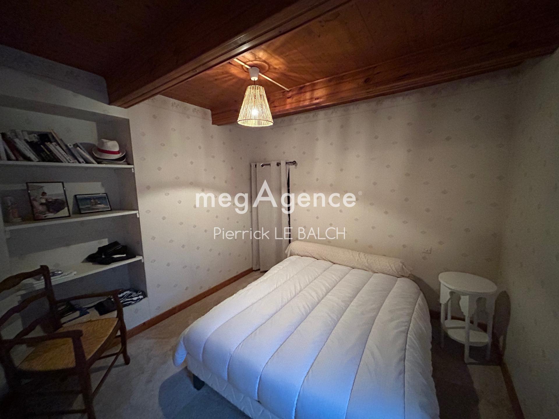 Miniature photo - 12 / 16