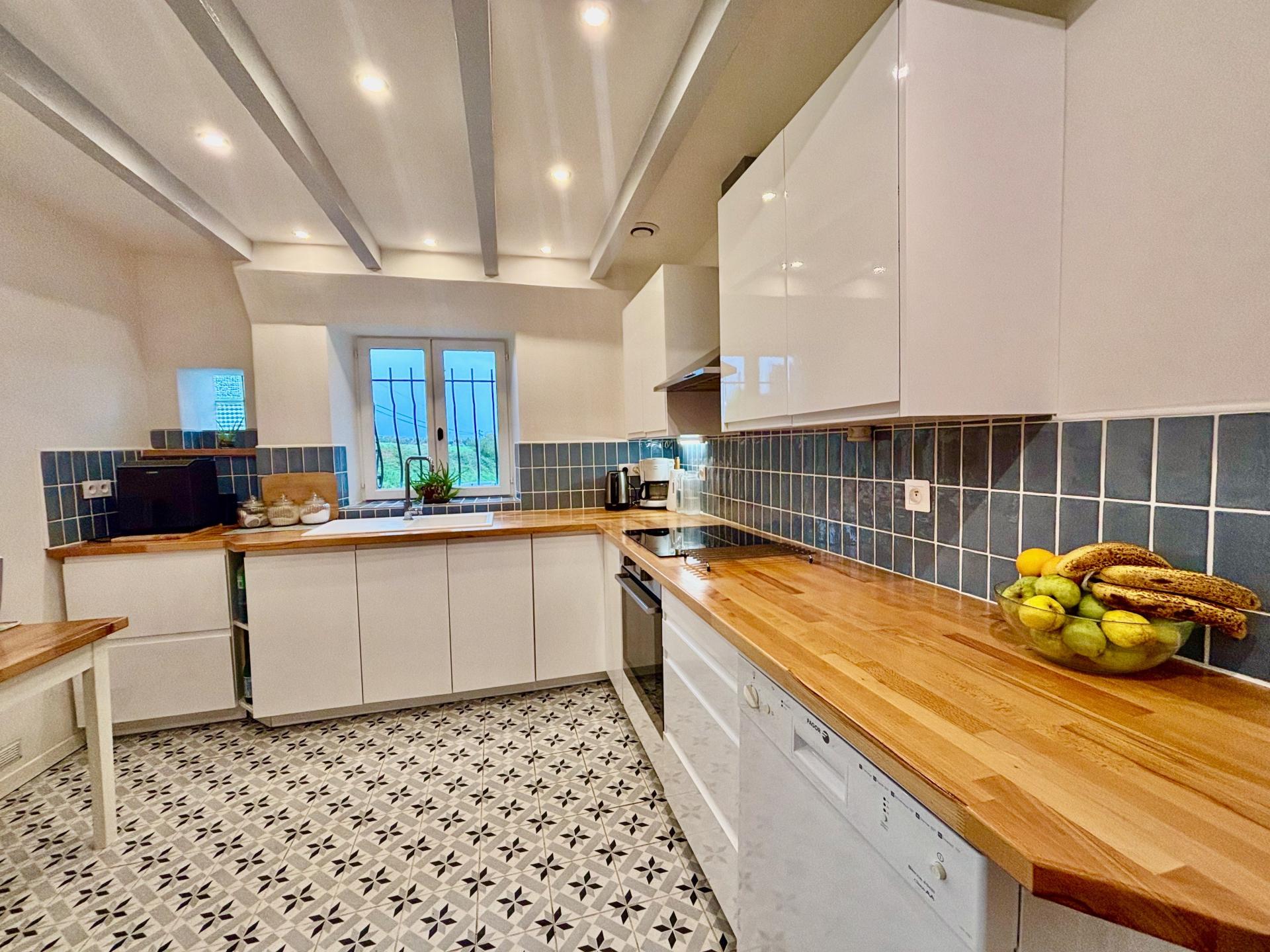 Miniature photo - 2 / 11