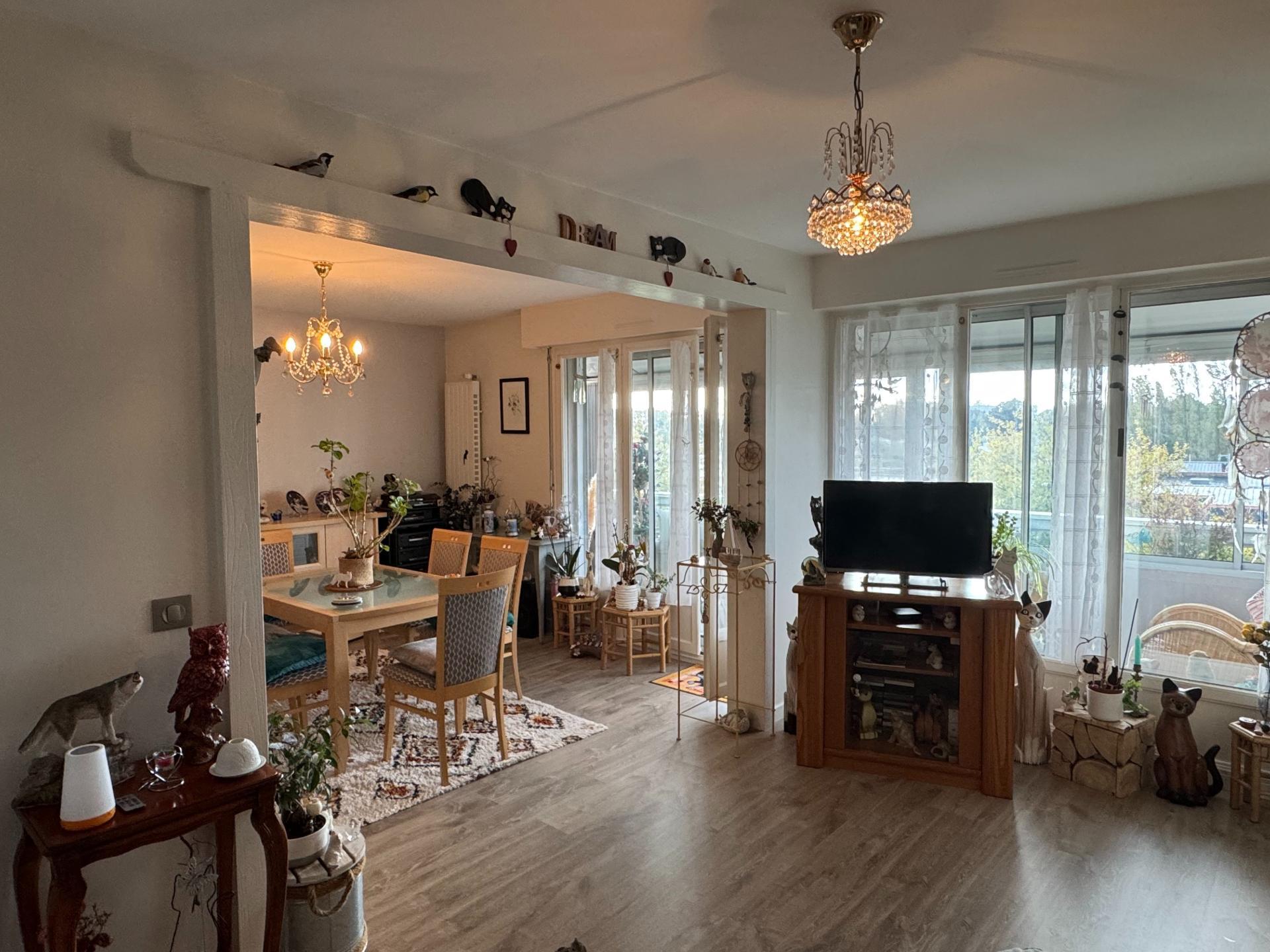 Miniature photo - 2 / 11