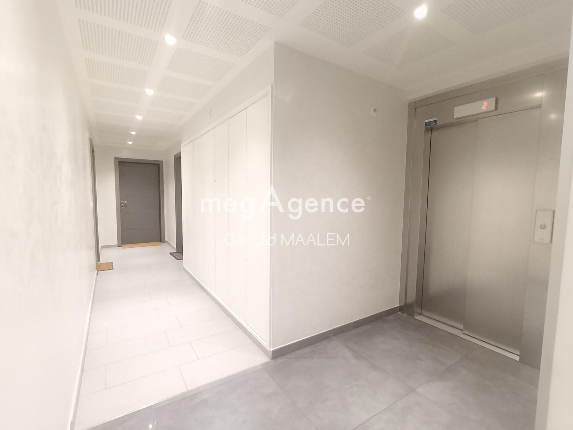 Miniature photo - 9 / 10