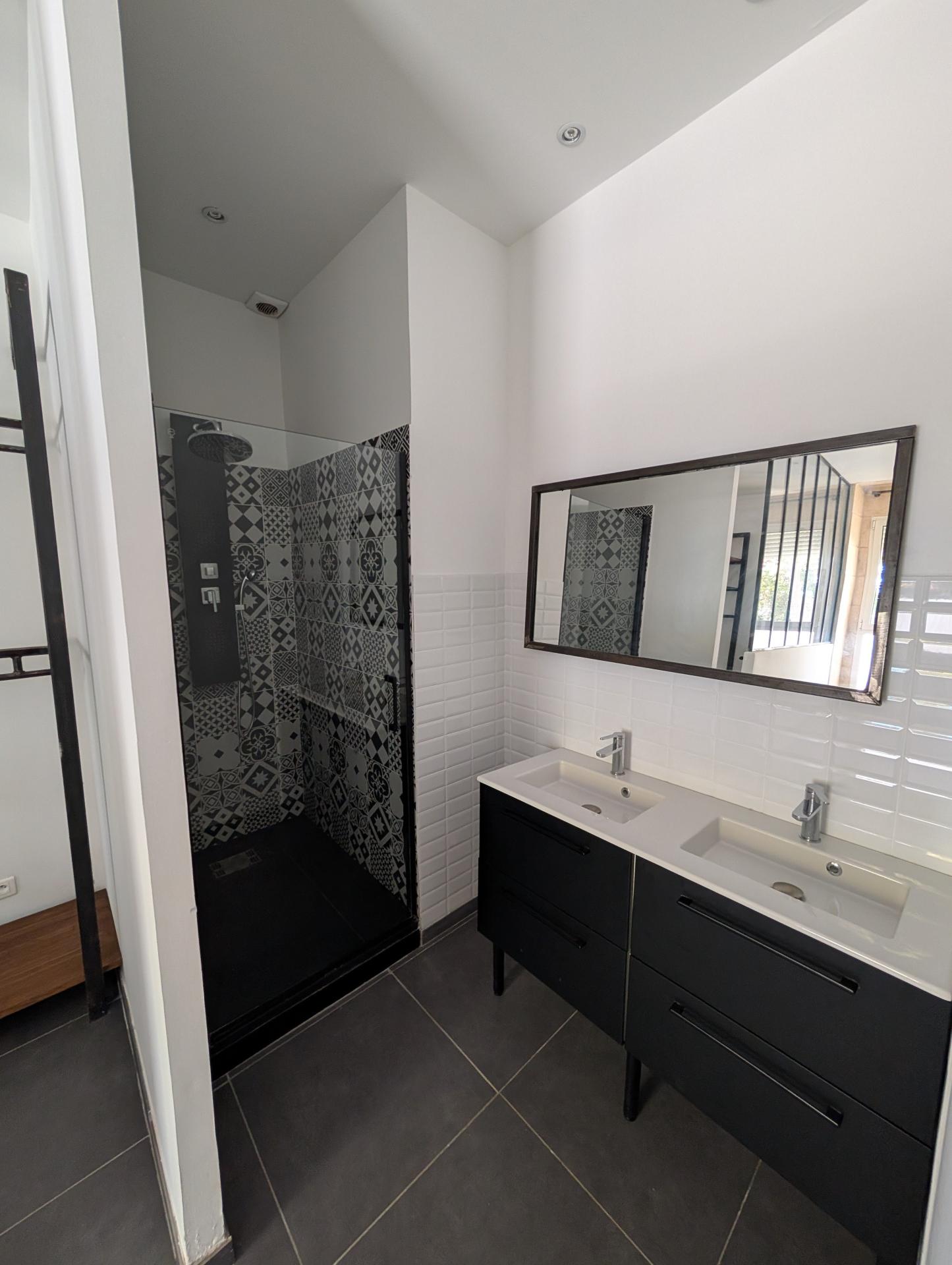 Miniature photo - 6 / 8