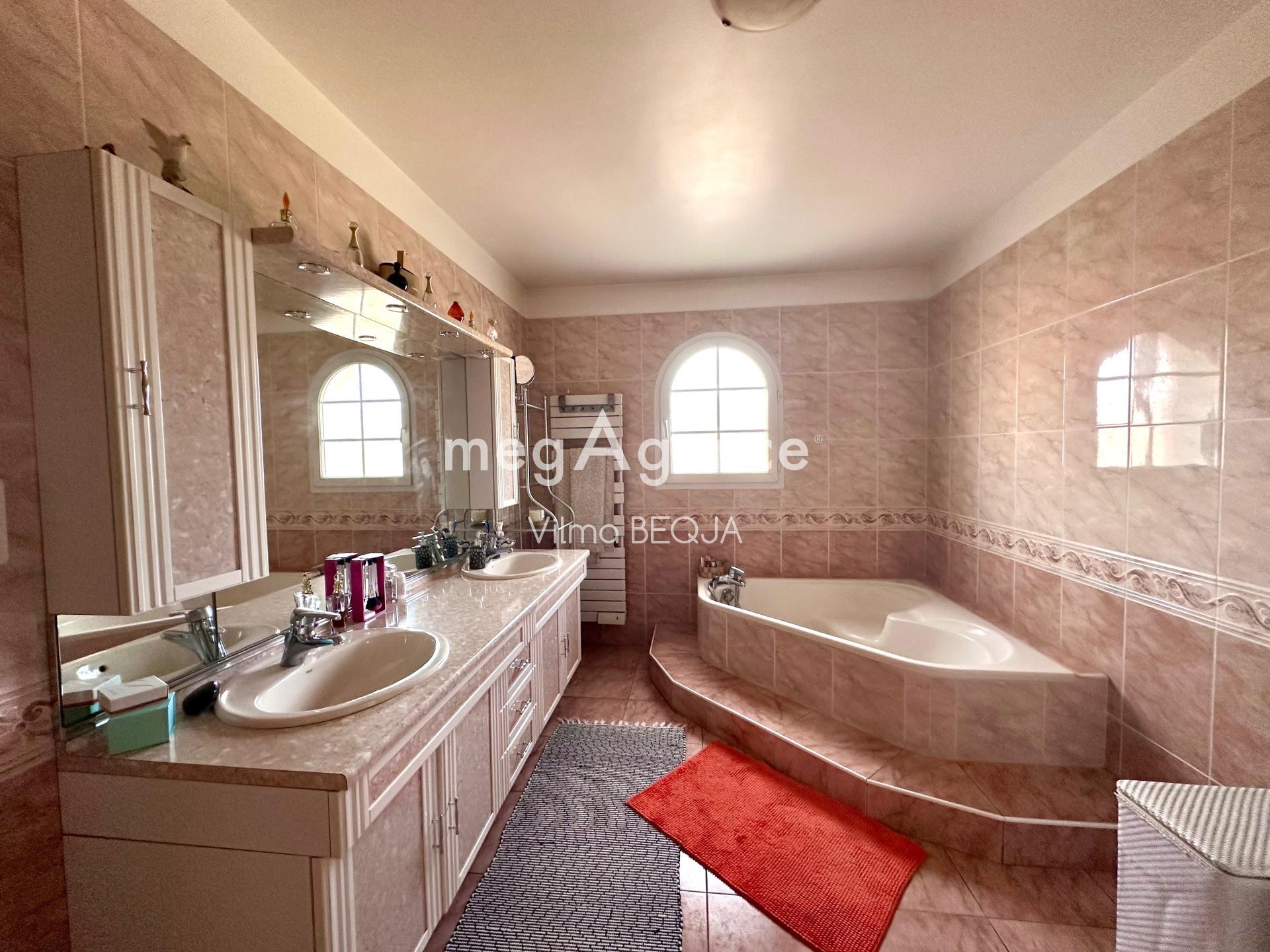 Miniature photo - 16 / 20