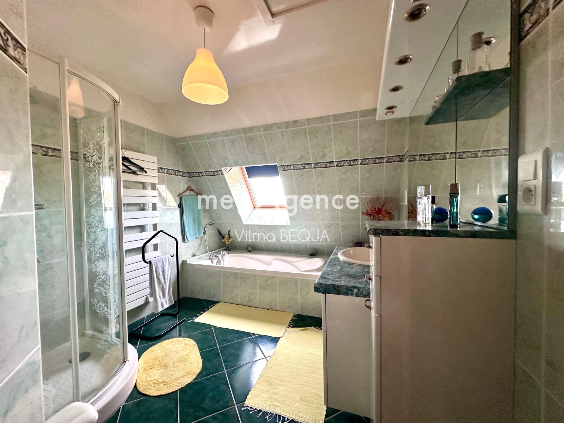 Miniature photo - 17 / 20