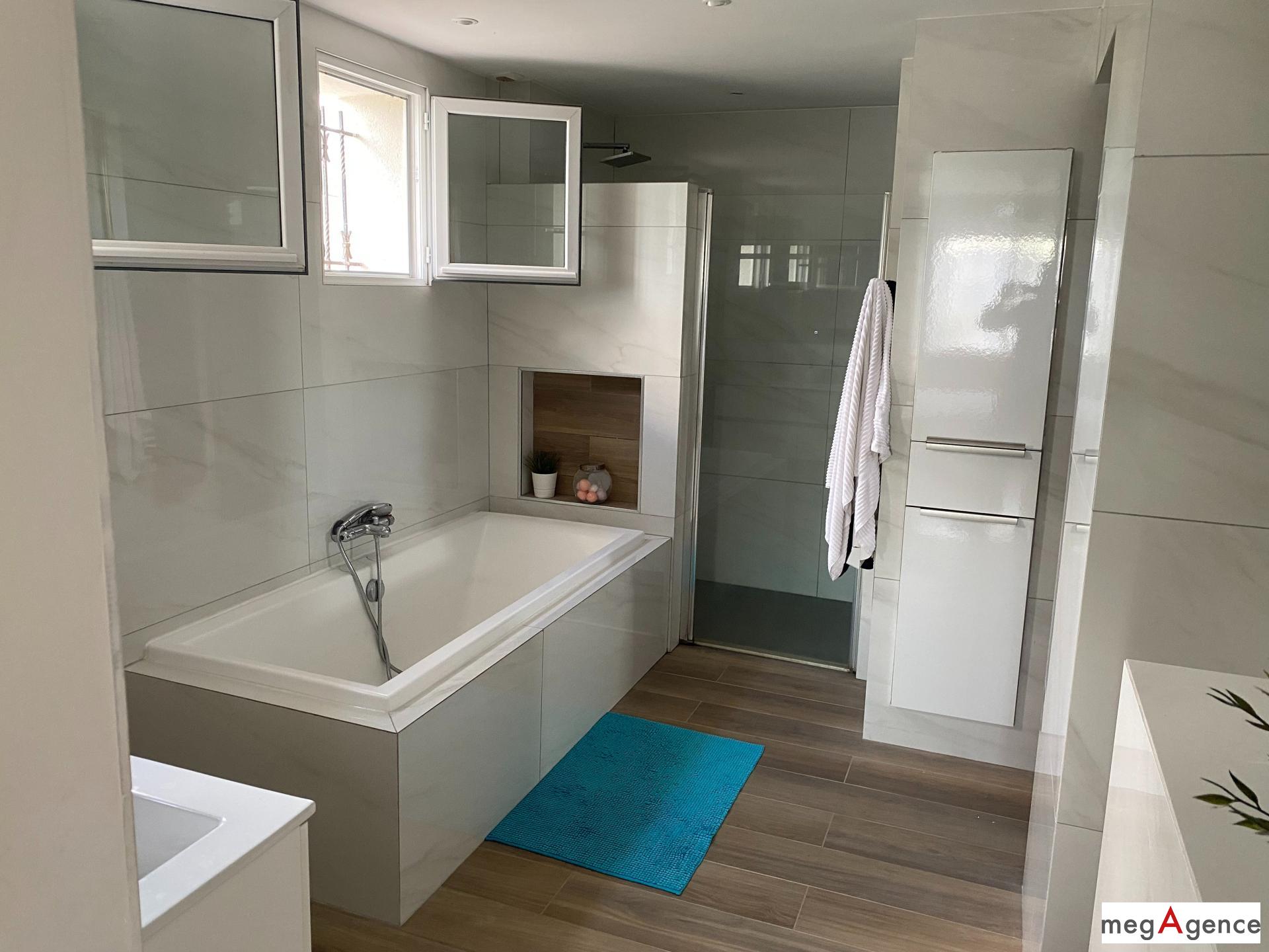 Miniature photo - 8 / 14