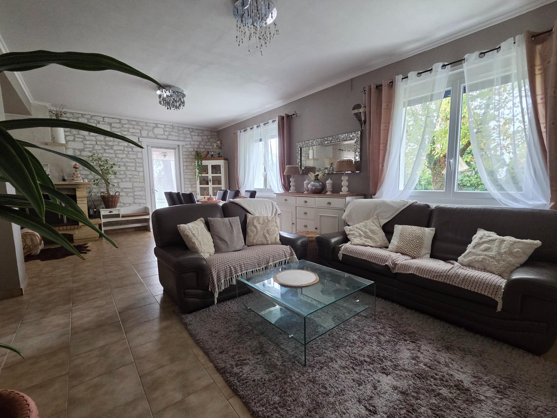 Miniature photo - 2 / 12