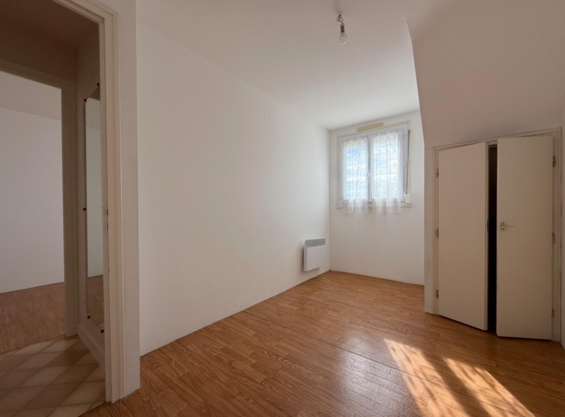 Miniature photo - 10 / 12