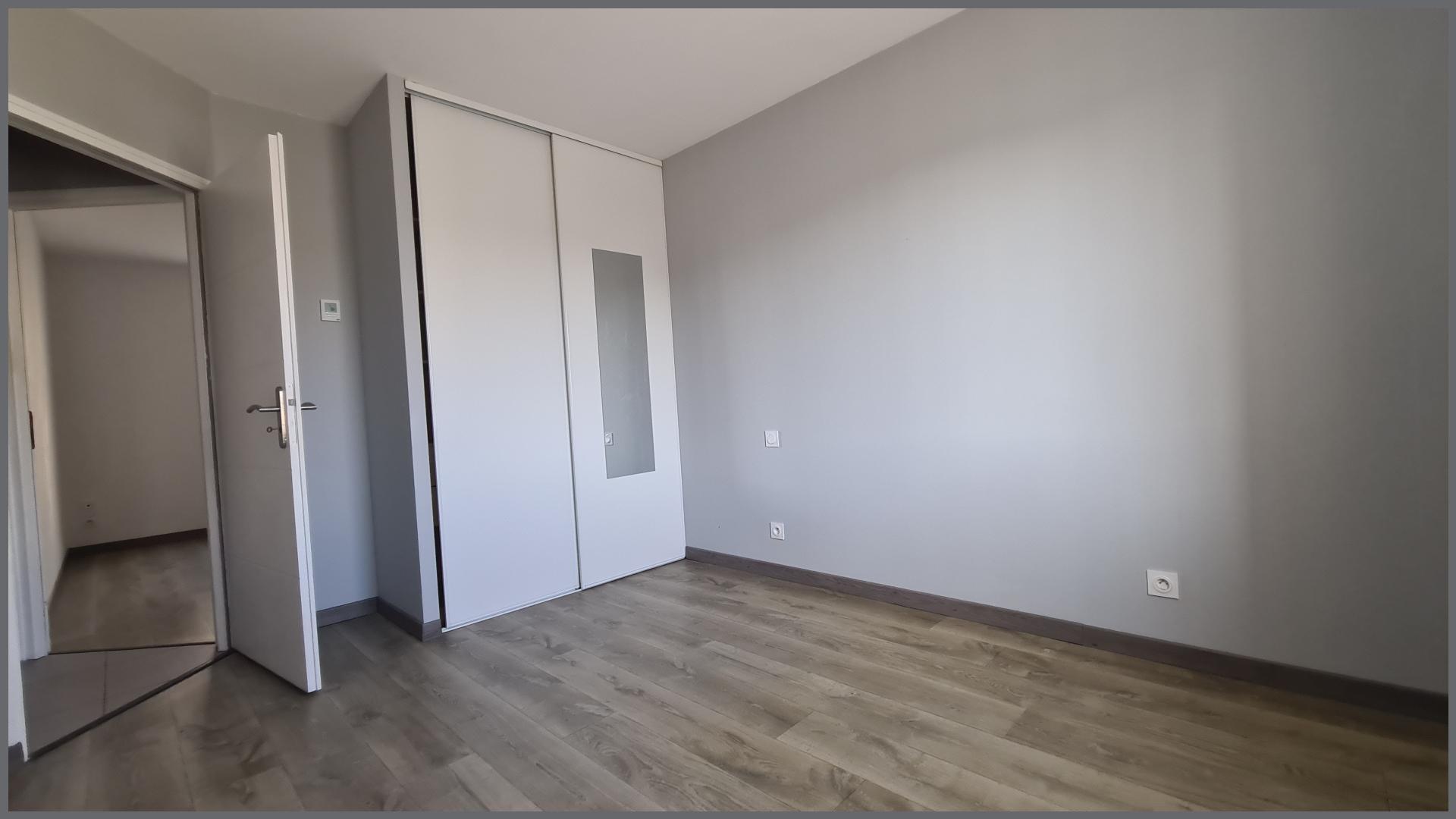 Miniature photo - 8 / 13