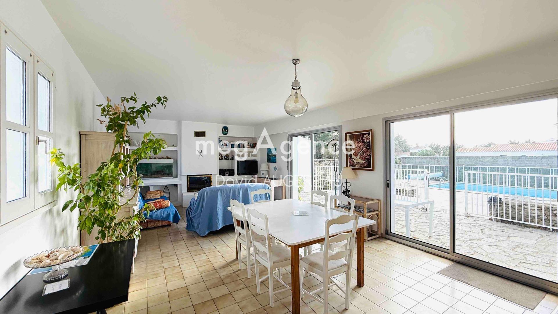 Miniature photo - 10 / 17