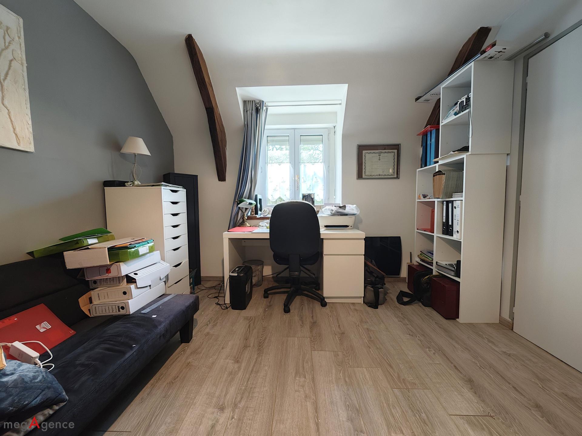 Miniature photo - 12 / 16