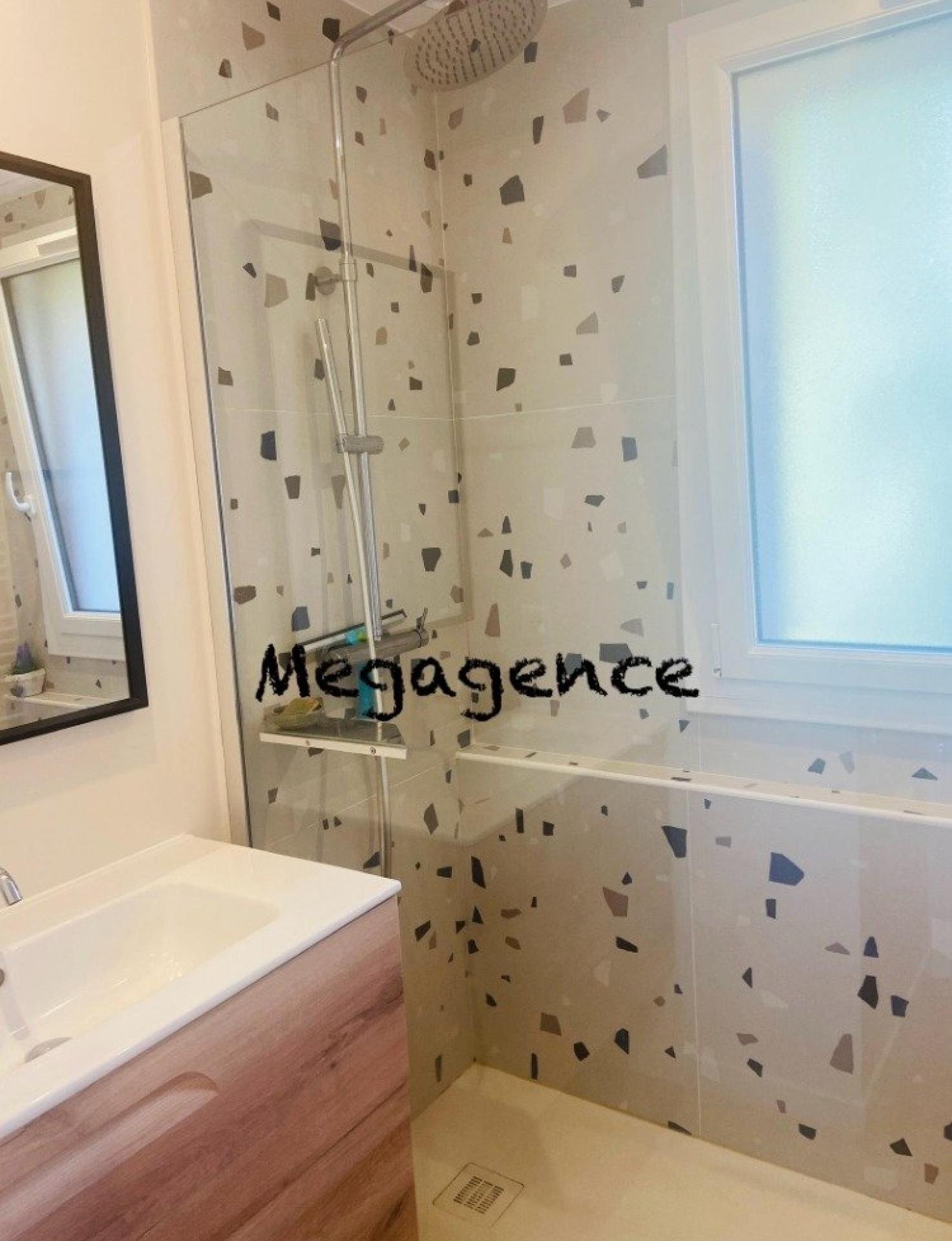 Miniature photo - 6 / 20