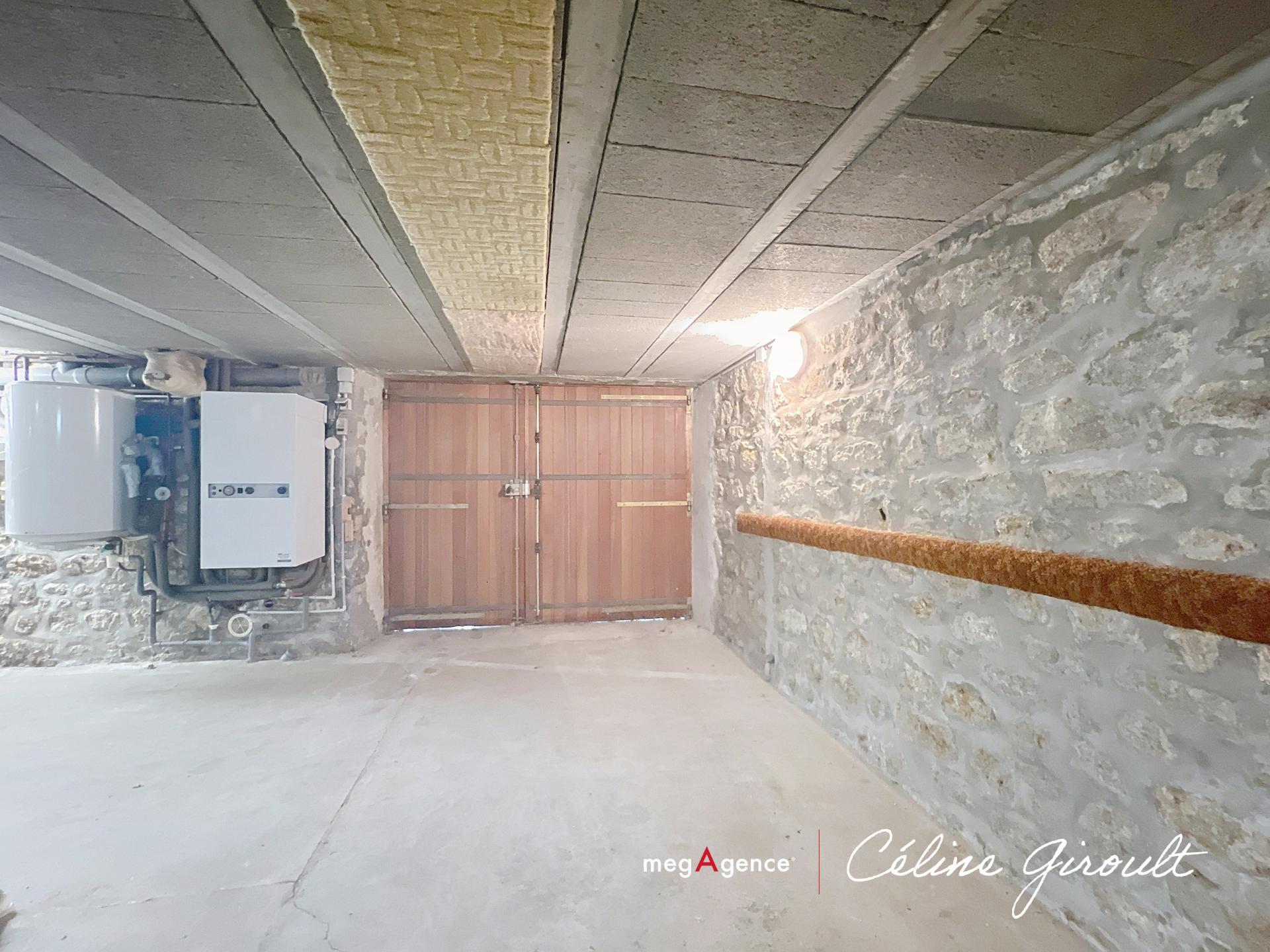 Miniature photo - 12 / 16