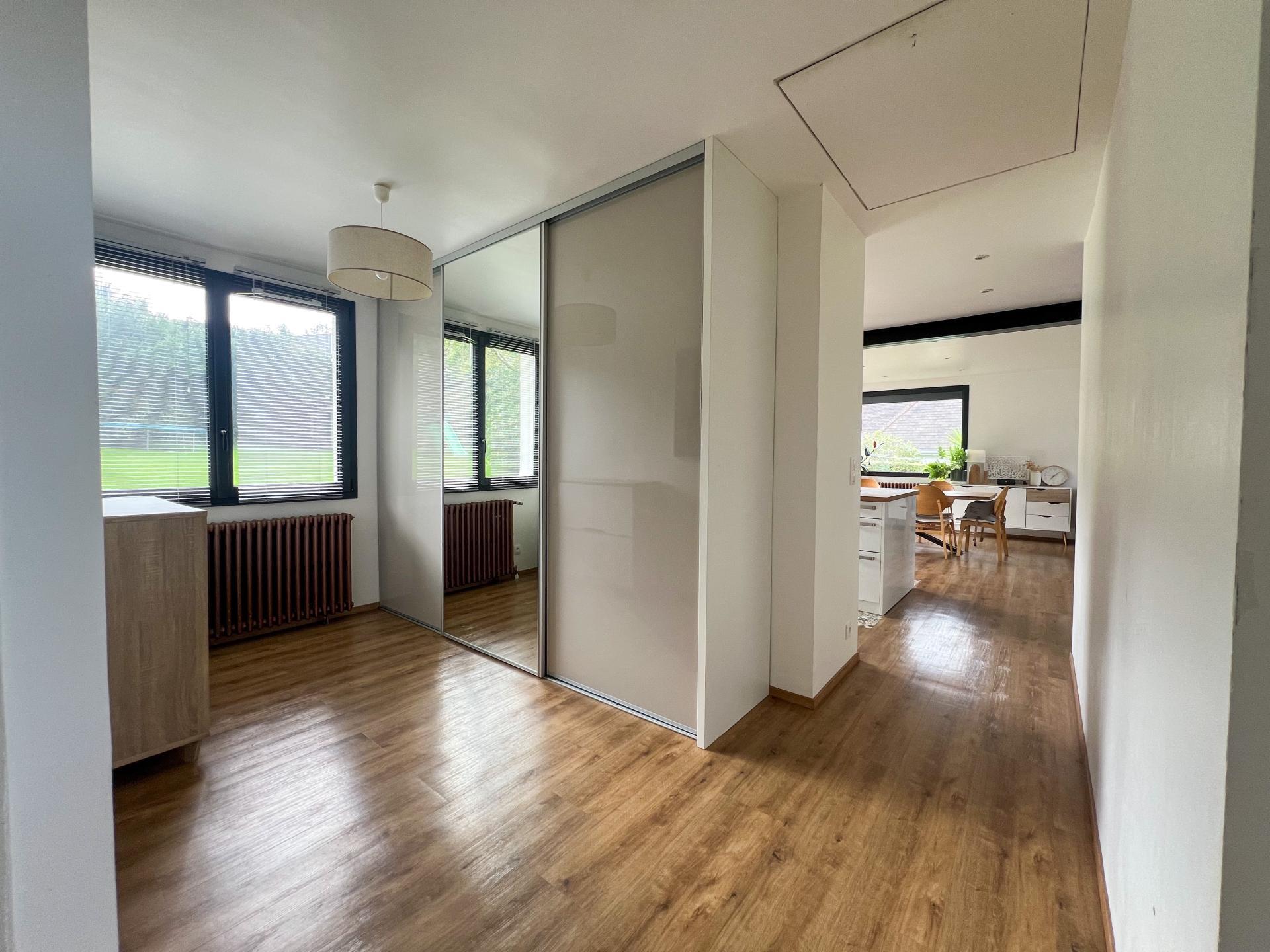 Miniature photo - 9 / 17