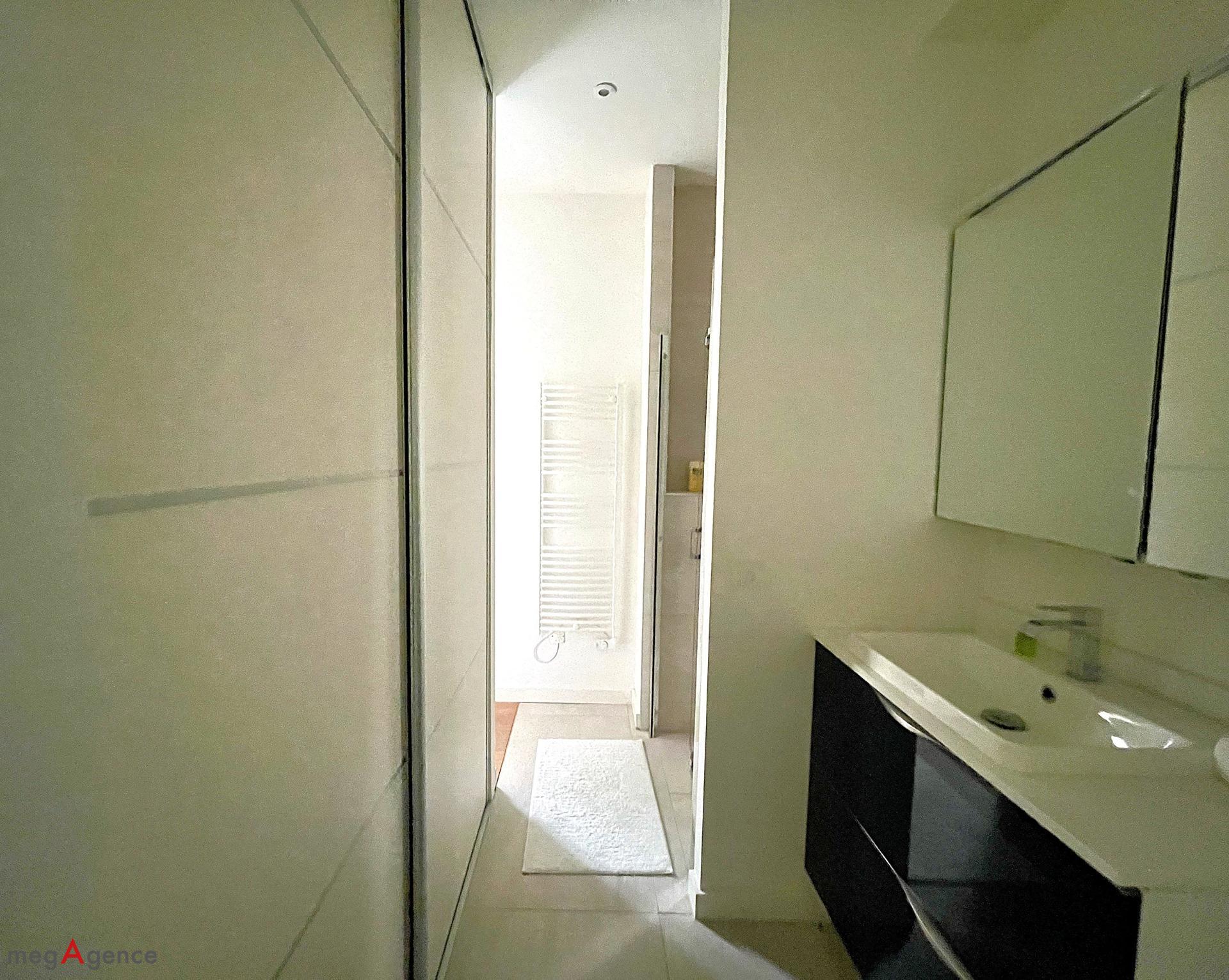 Miniature photo - 10 / 11