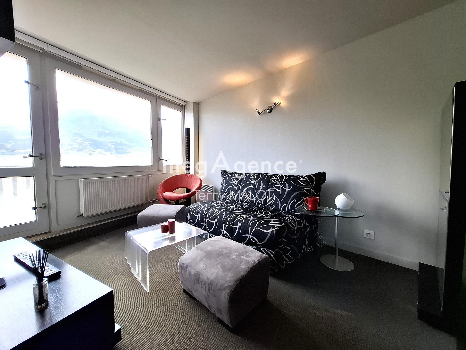 Miniature photo - 3 / 9